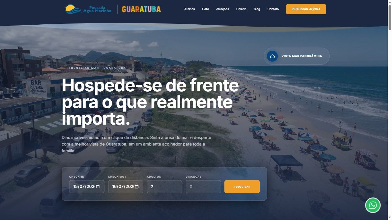 Tela inicial do site da Pousada Água Marinha, com vista aérea da praia e o buscador de disponibilidade